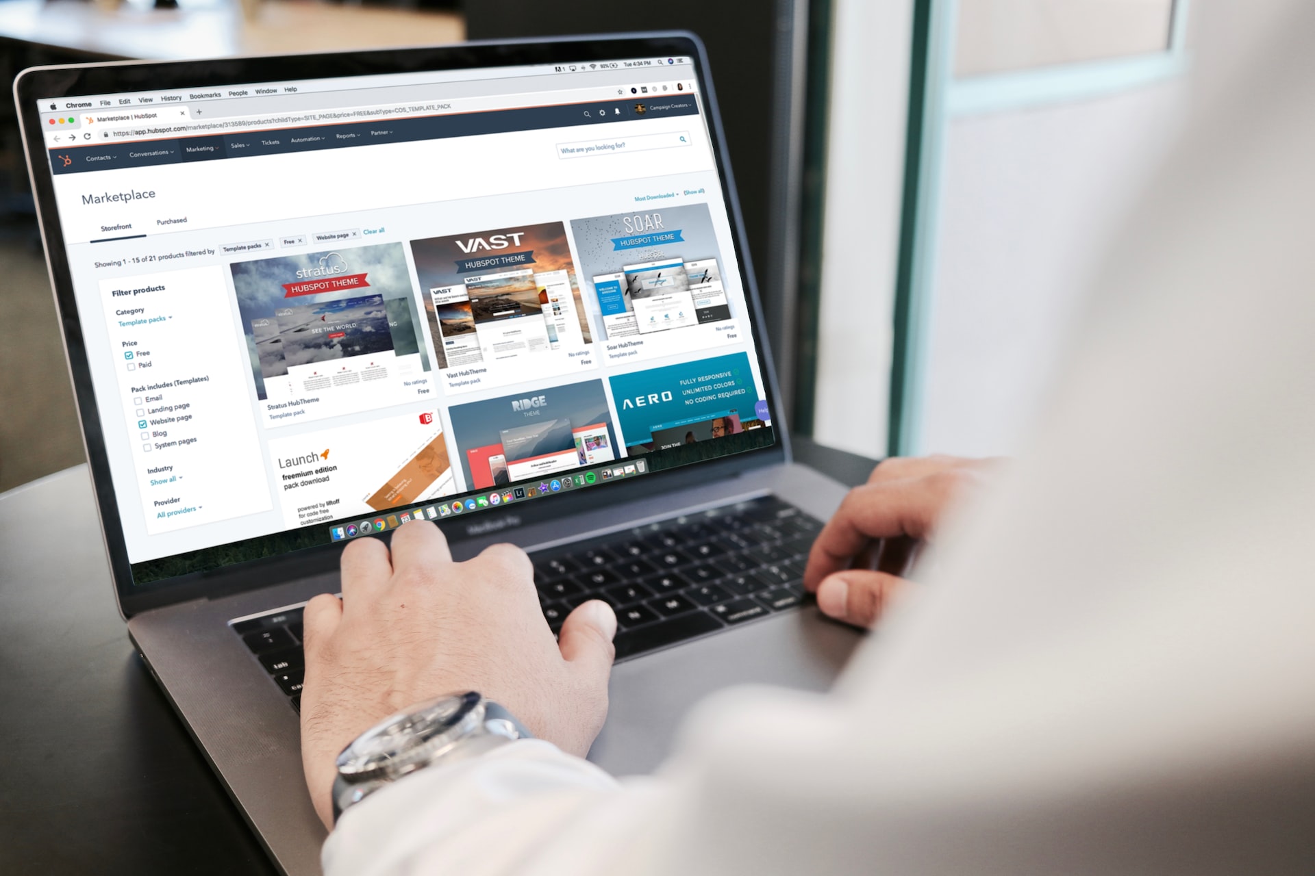 Jak tworzyć przyjazne adresy URL w linkach SEO?